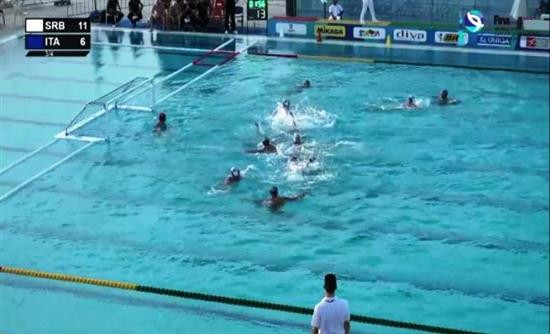 Συμπλοκές ανάμεσα στους παίκτες: Οι πολίστες της Σερβίας και της Ιταλίας πιάστηκαν στα χέρια! (βίντεο)